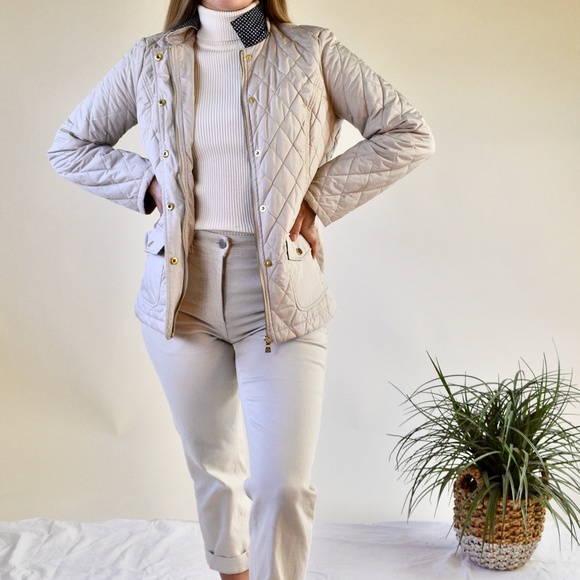 lightweight beige windbreaker - Picture 2 of 4